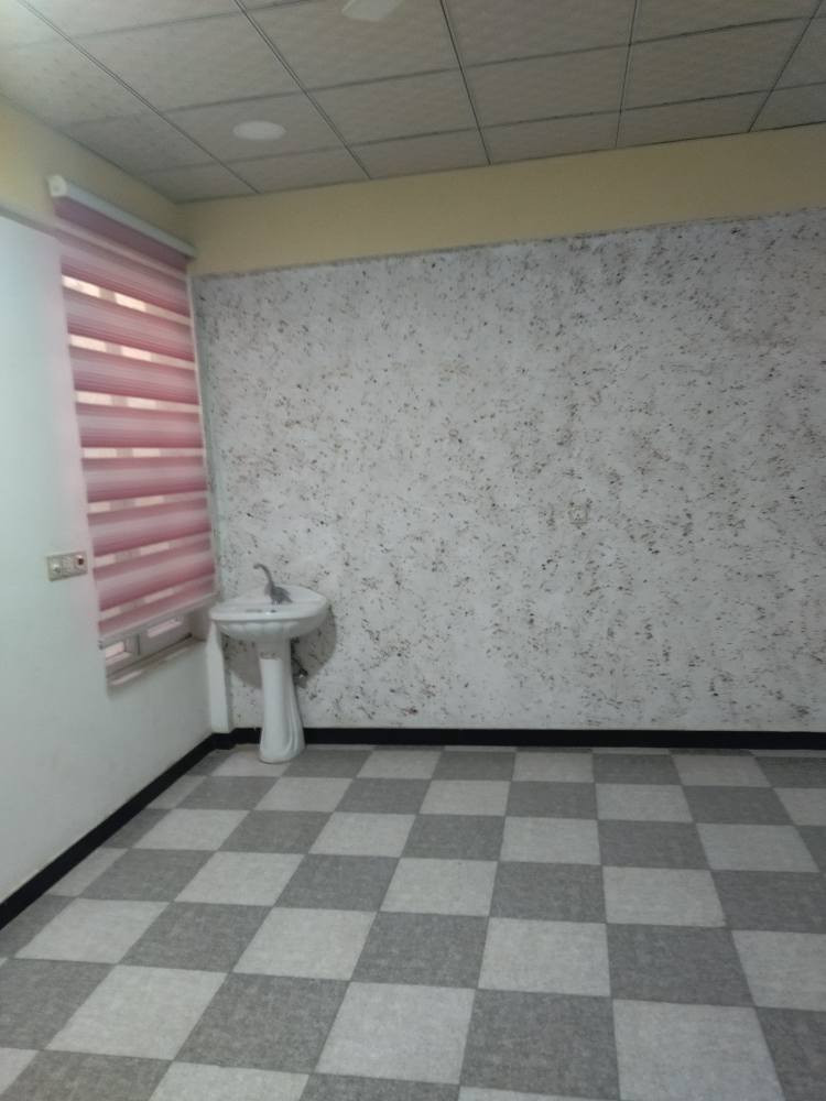 إيجار ثلاث غرف ضمن بناية تجارية ، طابق أول ، حي العدالة مقابل المدينة المائية ، تصلح عيادات ، مكاتب ، مركز تجميل ، مقر شركة.... للمعلومات الإتصال على الرقم 
*********** النجف, العراق
