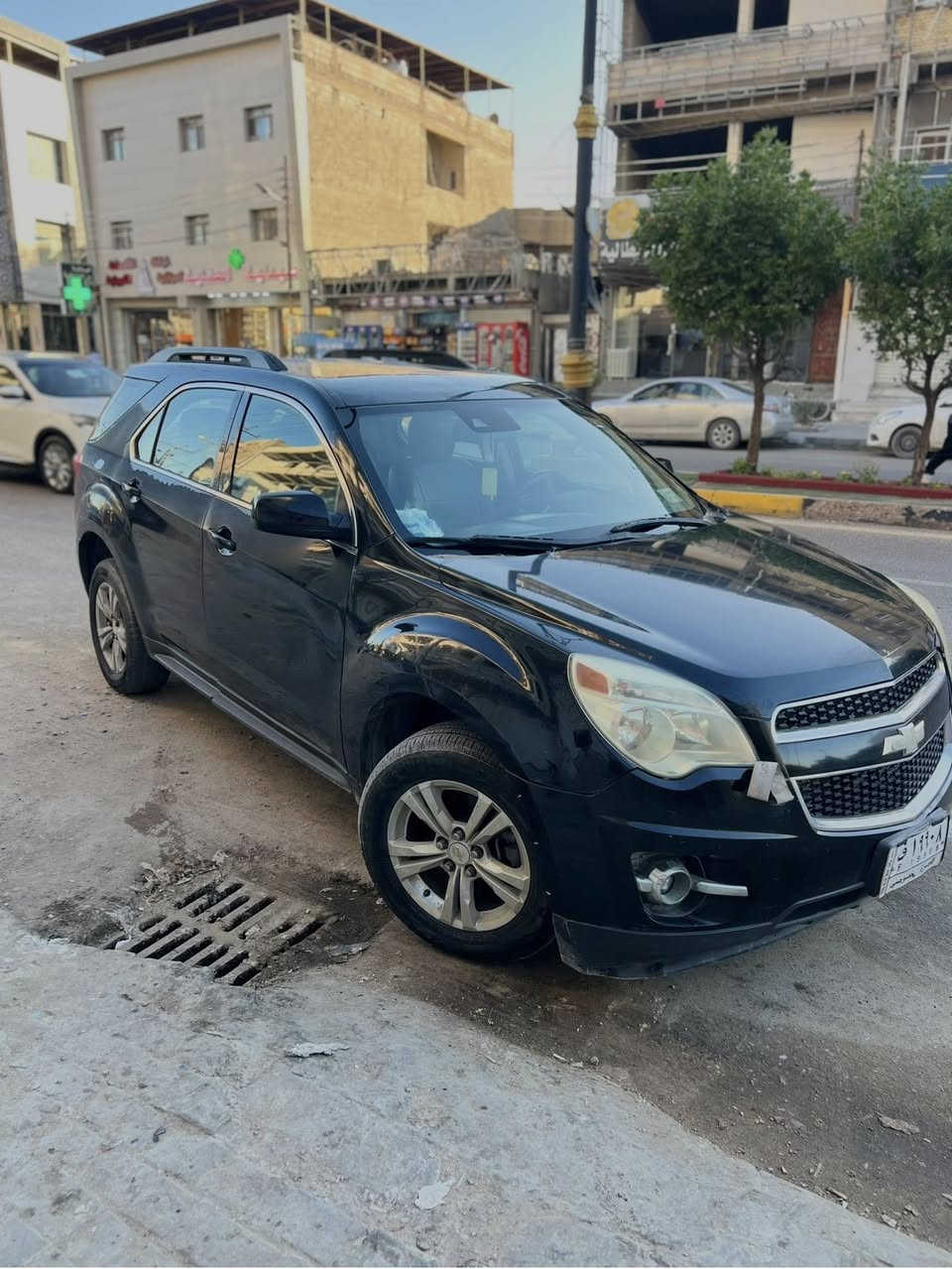كيونكس مديل ٢٠١٠
وارد امريكي داخلة كلين تايتل مضوبه بل عراق باب الوره 
مبدل جديد السياره جاهزه 
مكينة جديده تخم تاير ضفيره جديده رقم بصره بسمي 
تحويل ثاني يوم السعر$$٧٨.$$ وبيها مجال 
رقم الهاتف 
***********
السياره موجودة بالهارثة دور معمل الورق
