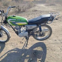 دراجة نارية • نضيفه • يم مقام الخضر