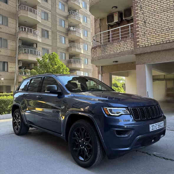 🔥 جيب لمتدد ثمانينة 2021
ماشيه 41 الف 
✅ الموديل: 2021
✅ المحرك: 3.6  V6 – قوة وأداء رياضي
✅ الفئة: لمتدد ثمانينة 
✅ صبغ دعامية امامية فقط وبارد بحافة الجاملغ
✅ بدون ايرباك 
✅صور الحادث موجودة بالمنشور
✅ كير ومحرك كفالة عامة

  رقم بغداد الجديد بسمي هزة وسنوية جديدة 

✨ مواصفات السيارة
🔸بصمة تشغيل + بصمة ابواب
🔸 رادار امامي ( مانع تصادم)
🔸 فتحة سقف (بانوراما)
🔸 مقاعد كهرباء + خزن
🔸 سستم صوت الباين + دمام خلفي
🔸تدفئة تبريد بالمقاعد 
🔸 تدفئة مقود (ستيرن)
🔸ويل حجم 20
🔸صندوق كهرباء  
🔸 مقود كهربائي بتحكم جانبي – تجربة قيادة مريحة 
🔸 شاشة الحجم الكبير
🔸 + تبريد ثنائي القطعة – رفاهية متكاملة
🔸 نظام قيادة رياضي 
🔸 نظام وسائد هوائية كامل (Airbag System) – حماية قصوى
🔸 إضاءة ليزرية + لايت زينون + بك لايت LED – رؤية استثنائية
🔸 حساسات أمامية وخلفية – سهولة في الركن والمناورة
🔸 أريل نافيكيتر  لمسة فخامة وتقنيات حديثة
🔸 كامرة خلفية 

السيارة جديدة جداً وبدون اي نقص نظيفة كلش من جميع النواحي تشغل وتطلع مبيها مصرف ولا دينار و السيارة بالحقيقة احلى من الصور وكل التفاصيل مذكورة بالمنشور 
واسف عالاطالة🌸

📍 العنوان: بغداد - حي الجامعة 
💵 السعر : 29500$ بي مجال 
📞 للاستفسار 
📱***********
