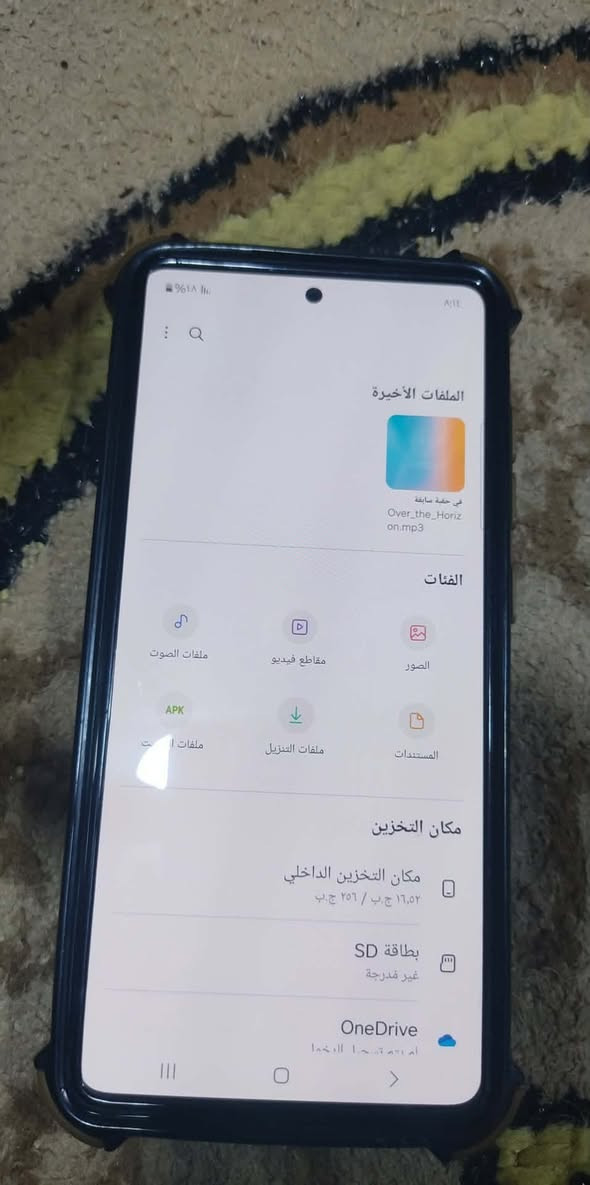 كلكسي اي 52الجهاز مثل ماواضح بالصور
150قفل***********
