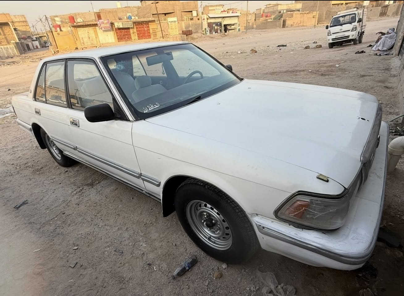 سيدان أيسر بلاد 1990 مكفولة كص ونقل وضربة وعيب شرعي حدادية تخم تاير كهربائيات كلها شغالة مكينة وكير 2500 رقم بغداد بسمي انكليزي سنوية 2031 تحويل مباشر 
سعرها 55
مكاني البصرة
***********

