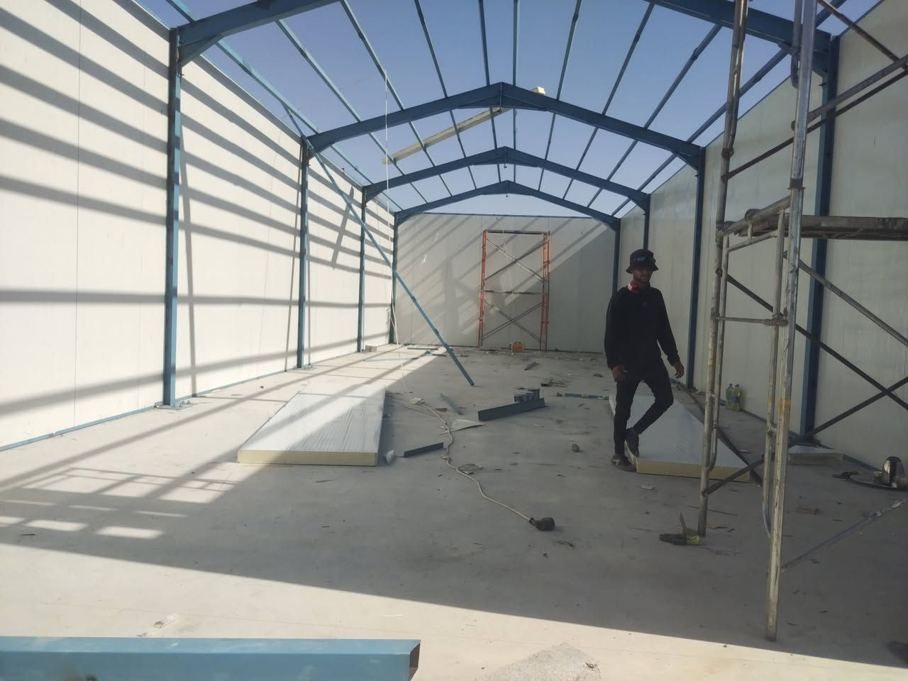 السلام عليكم يوجد كادر جملون وشقل درجه وله وسعار مناسبه
الرقم ***********
