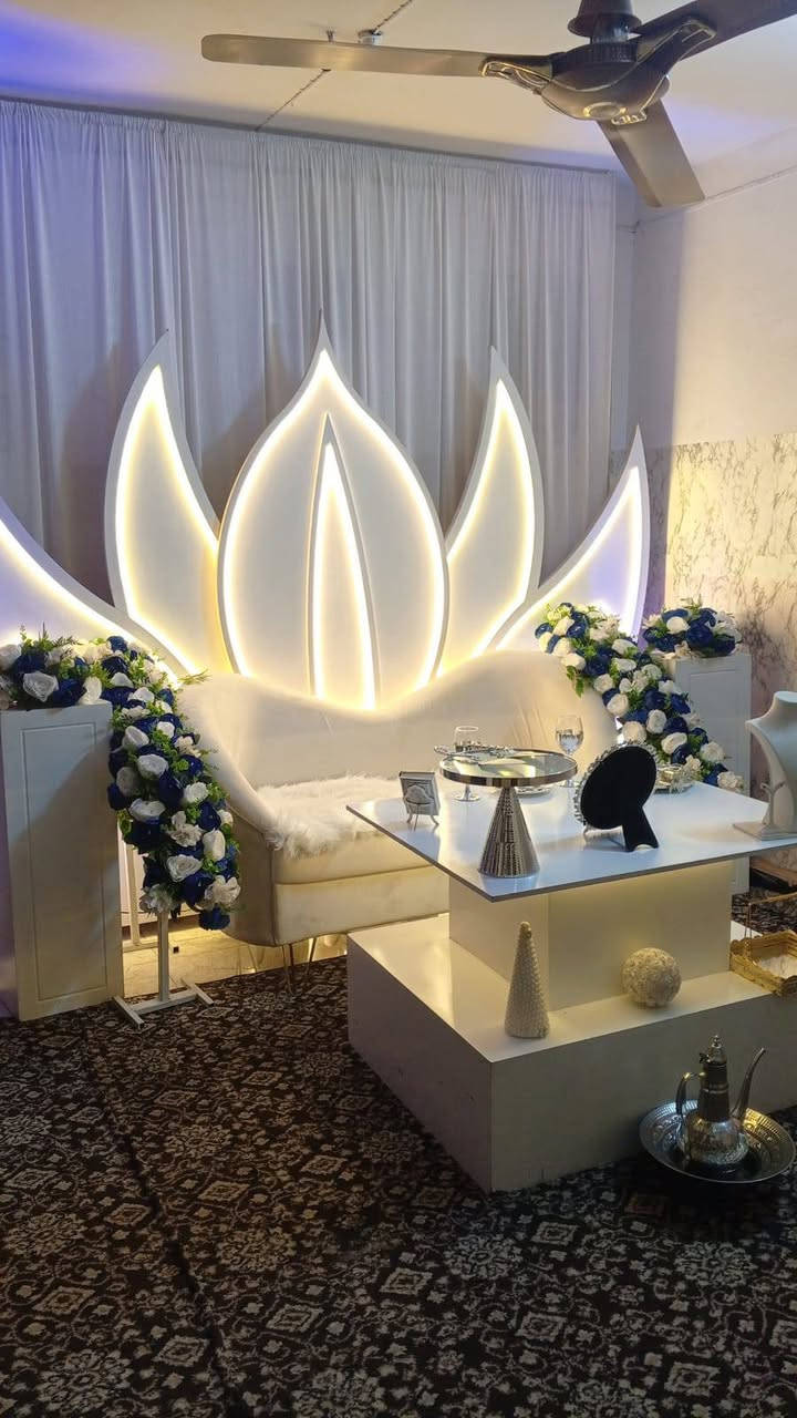 #السلام عليكم يوجد كوشات جميع المناسبات حسب طلب توصلك للبيت جميع محافظه بابل عنوان الحصوه *********** يوجد واتساب او تصال على الرقم#كوشات_مناسبات_زينة
