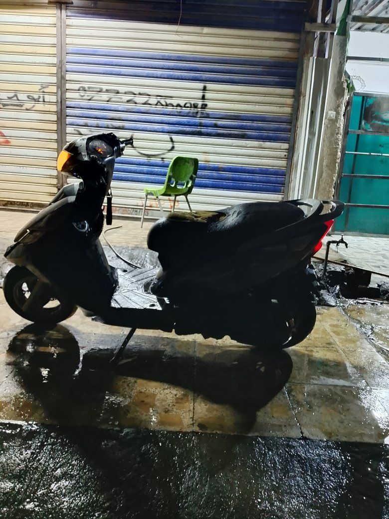 السلام عليكم للبيع دراجة ثعلب دراجة جديدة خير من الله السعر 350وبيها مجال العنوان بغداد الأمين الثانية للاستفسار ***********
