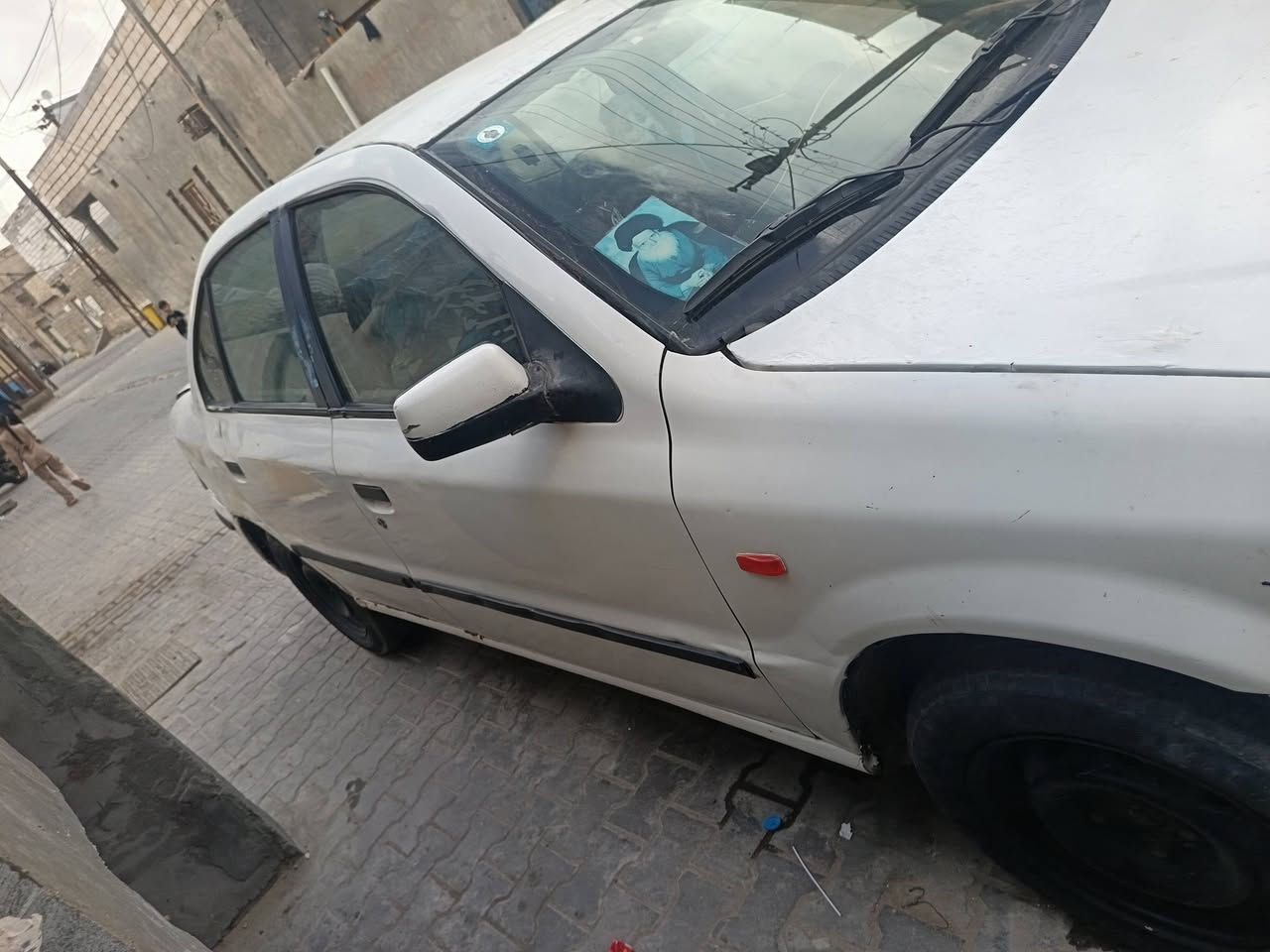 السلام عليكم سمند 2010 سياره مشروع خصوصي تحويل بل بصره  وطني بأسمي سنويه لل 2030 رقم جديد سياره بأسمي ميكنه وكير وتبريد شغال بديه حلو شوف كهربائيات كله شغاله العين سياره عوزه حداده فقط سياره نضيفه السعر 33 وبيه مجال حك جيه المكان البصره المشراك *********** فيس مامتواجد
