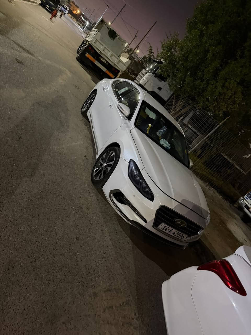 سلام وعليك ازيره مديل 2018 وارد كوري مكفوله من ضربه وتبديل جديده جهازه مكينه سنه سلندر غاز فول عده بنورما سعر 117 بيه مجال قليل العنوان بصره رقم الهاتف ***********
