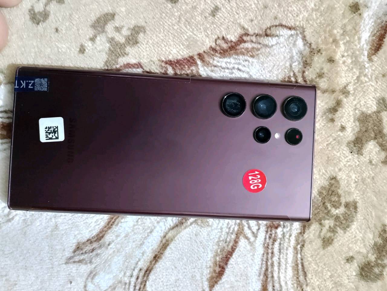 تلفون s22الترا ذاكرة ١٢٨ مستعمل نظافة ٩٩ قبل شهرين ماخذه وياه كفرات ٢  مكاني بغداد الدورة حي اسيا ***********