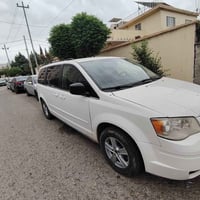 كريسلةر كةرفان موديل ٢٠٠٨ ساغ ساغة ٣ ريز كوشنة vip زور جوان ماوةتةوة ك...