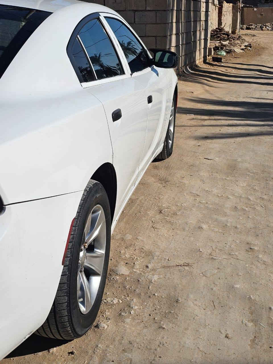 جارجر sxt موديل 2017
جارجر 2017 لون ابيض 

محرك 6 سلندر تو ويل 

موصفات sxt 

بدون ارباك تبديل قطعه واحده باب بدون ودواخل

شاشه وكاميره 

تحكم ستيرن جهتين 

مكان سياره سماوه

للاستفسار الاتصال

***********
