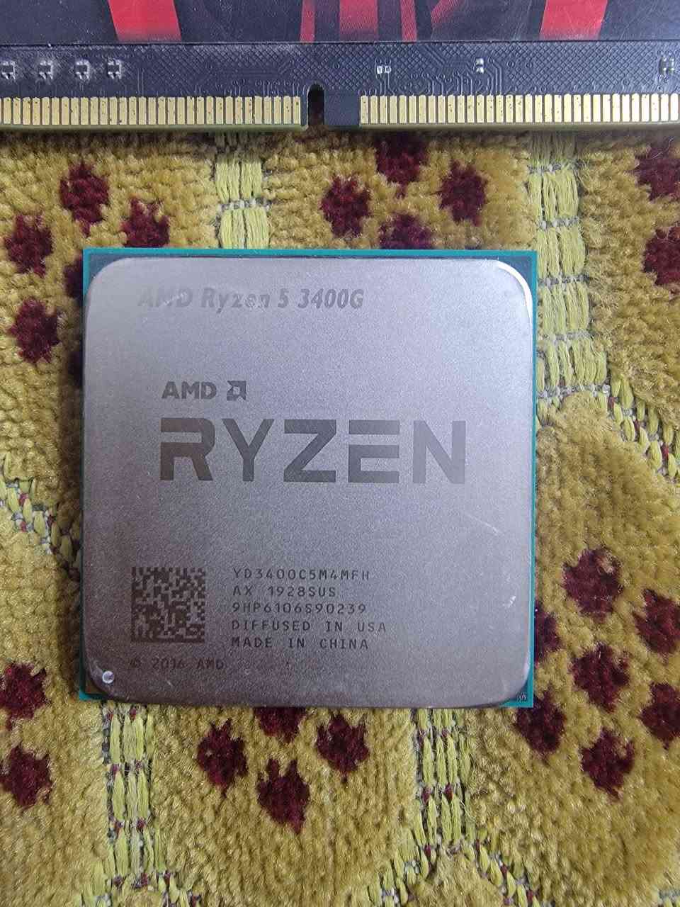 كلهن للبيع بسعر ١٥٠ الف 
ASUS H110M-K بورد 
Core i5-6500 معالج 
المبرد.                 DeepCool Ice Edge Mini FS
معالج رايزن ٥٣٤٠٠G بي كرت شاشه مدمج 
كلهن ذني شغلات على الفحص كنت اشتغل بيهن سبب بيع طورت تجميعه وذني 
بورد B450m بي مشكلة بس يتصلح 
رام Ddr4 ٨ كيكا ماعرف اذا يشتغل او لا 
رقمي *********** بي واتساب او علق واني اراسلك توصيل مجاني كل محافضات
