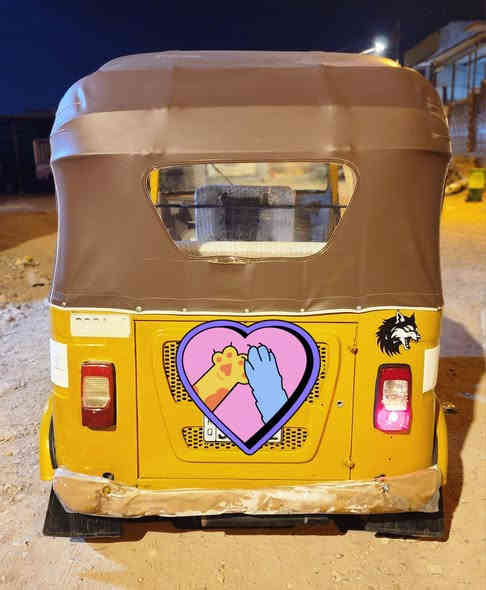 سلام عليكم شباب تكتك للبيع مديل 2021 شهر ال5 تكتك رقم وسنويه نكليزي تكتك جاهزه نكره سلف تكهرباءيات كله شقاله تخم تاير جبلي كاعيات ودوشمه مكاني البصره القرنه وهاذه رقمي *********** والسعر ب7وبيه مجال للطيبين
