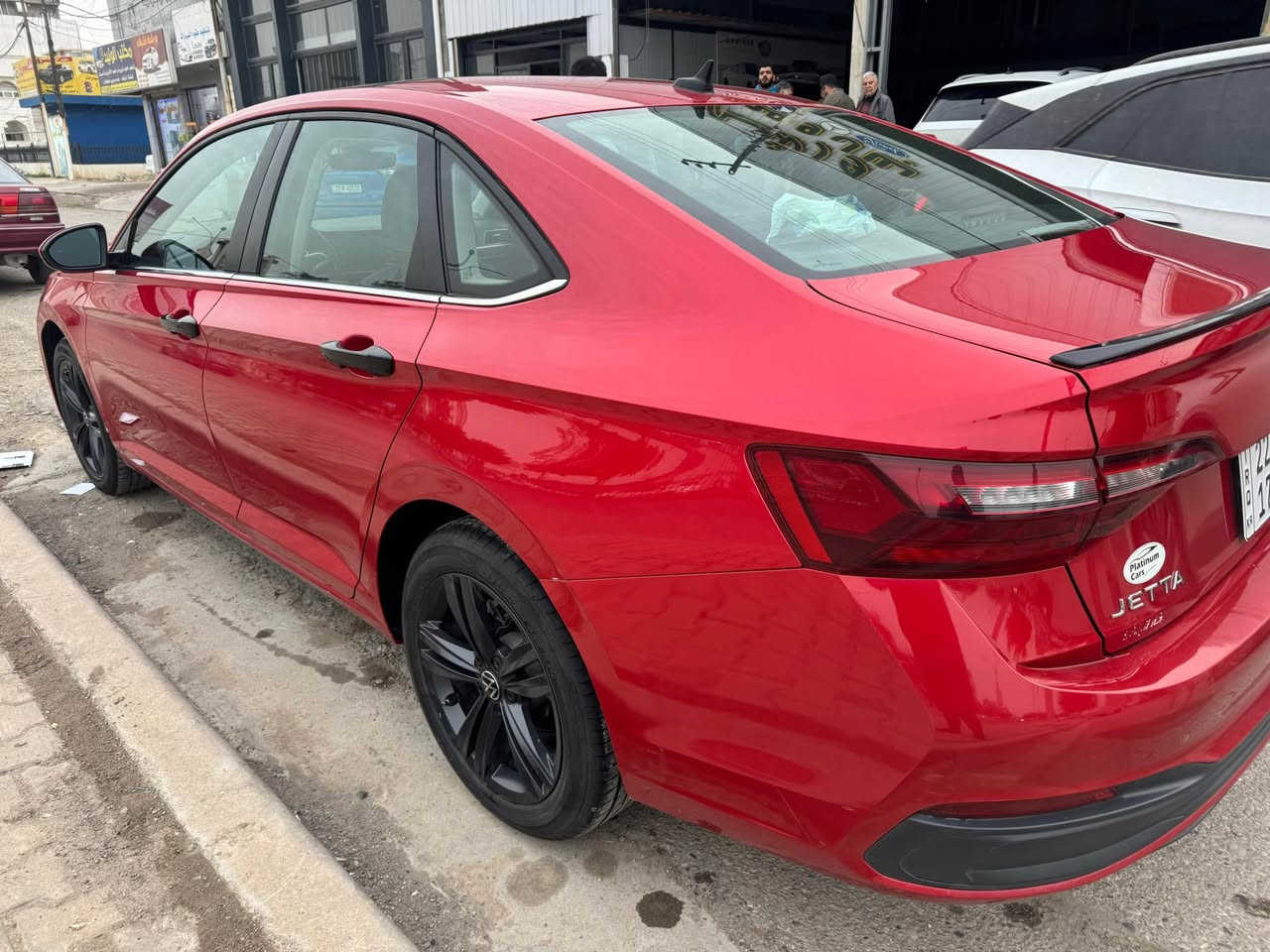 جيتا موديل 2023
كلين سياره بس بيها ٣ رضعات بل بونيت 
موصفات 
كشن تدفئه 
كأمره خلفيه
سقف بانوراما 
التحكم علئ منحدرات
مستشعر وقوف
بصمه 
شاشه
مراقبه نقطه عمياء 
نضام بدء تشغيل
نضام فرامله الطورئ
8وساده هوائيه
مصابيح زينون إلاماميه ليد
لوحه قياده رقميه
اناره محيطيه
ابل كاربلاي 
السياره اب اسمي رقم اربيل هزه و سنويه جديده 
السعر 180 وبيها مجال مكان سياره كركوك
رقم *********** Singapore
