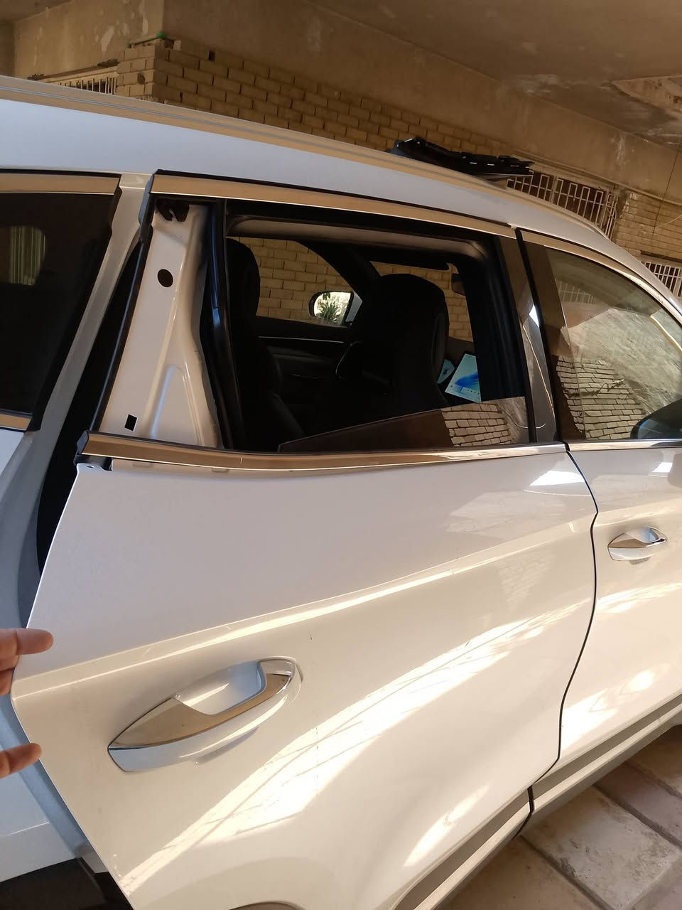 السلام عليكم زبائنا الكرام
عرض خاص بمناسبة حلول السنة الجديدة سنة خير يارب

تبديل زجاج خلفي مظلل بي واي دي 

اصلي وكالة مع الضمان 

يتوفر لدينا جميع زجاج بي واي دي 

العرض يشمل التوصيل والشد مجاناً داخل بغداد 🏍️

توصيل لكافة محافظات العراق

***********ابوفهد
