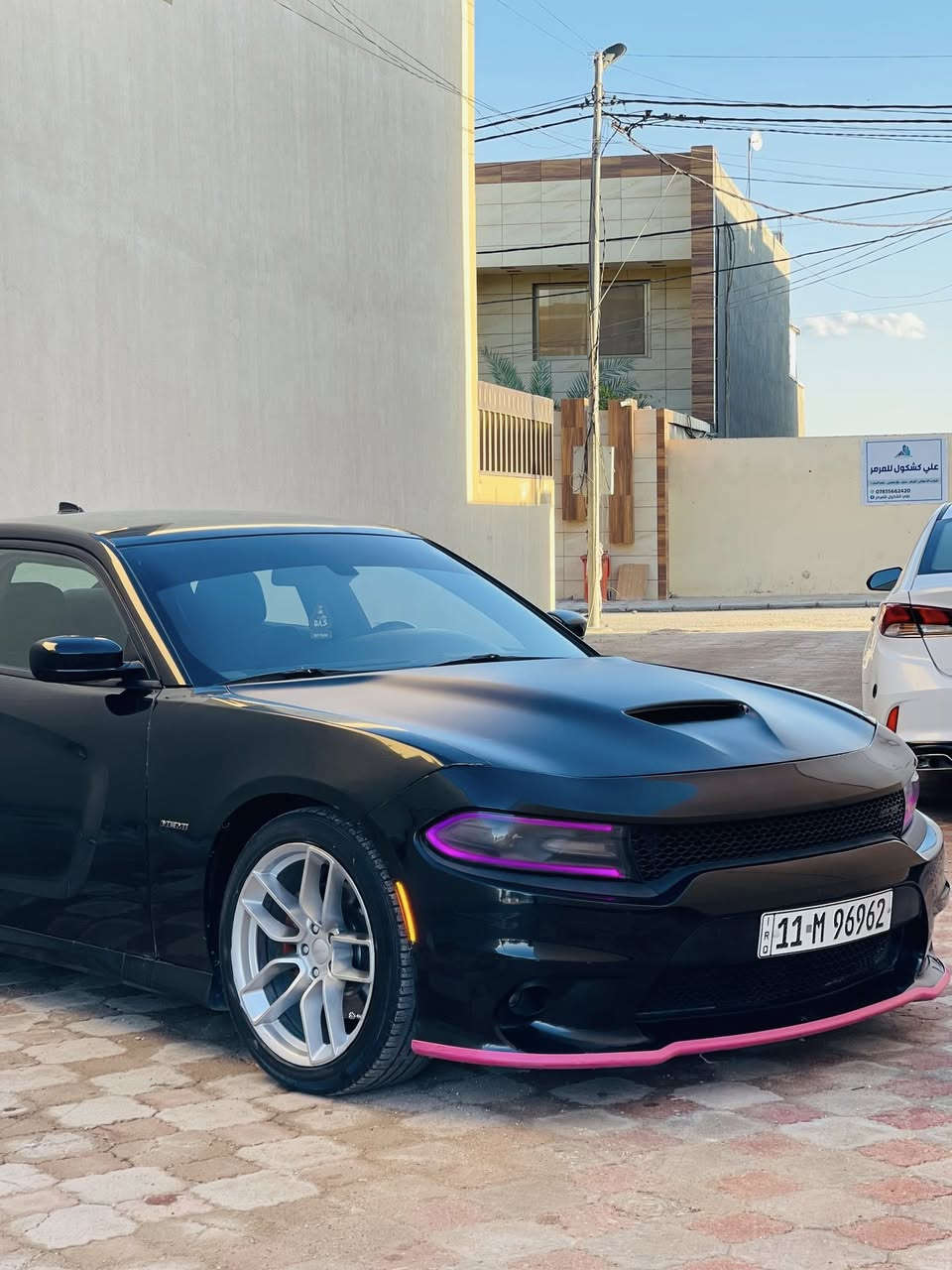 السعر 173 مستحيل اكو هيج جارجر بهسعر
جارجر ارتي 2018 رقم بغداد  باسمي 
سنويه ورقم جديد 
السياره حادثه خفيف فقط بنيد بدون قطرة دواخل لغد شاصي كفاله عامه مطلقه 
ومحدث مال SRT فقط مغلفه بدون صبغ وبالعراق بيه كارت بجاملغ الخلفي وبيه بارد بسيط سياره مكفوله من صبغ صور الحادث وسونر ضمن منشور 

المواصفات 
شاشاه كبيره حجم 8 انج 
كشن سائق كهرباء 
شفتات ستيرن 
دركه الياف فورجد 
تدفئة كشنات 
كامره دواره 
ويل حجم 20 روهانه + تخم تاير جديد 
خلفي 275 امامي 245 
حجر بيئة بلادي مملعوب بي 
عليه برمجة سيفتي كلش لطيفه مال وناسه طلقات وكتوف وباگات  يم مصطفى ايكل
لد متغير ع تليفون 
ولف حماوه ريسنك 
بلكات ريسنك 
فيول بم ريسنك 
دواخل كاربون فايبر 
عداد المسافة 60 كيلو 
اخوان سياره جديده واحلا من صور وعليه بولش ونانو سيراميك 
كلش هواي مصروف عليه 
وسعره بس 173 

بيع فقط واعتذر عن المراوس 
الشراي يتصل 
*********** اتصال 
*********** وتساب
