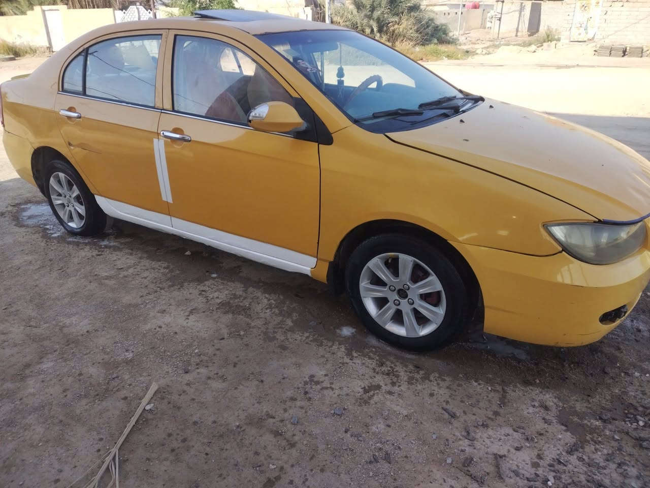 السلام عليكم
ليفان مديل ١٣ سياره مكفوله من الضربه القويه
مكينه بيها بخار كير او كهربائيات كلها شغاله رقم كربلاء سنويه لل٢٩ مصفره هيئه او غرامات مداور ثاني
مكان سماوه سعر ٢٨
تواصل ***********
