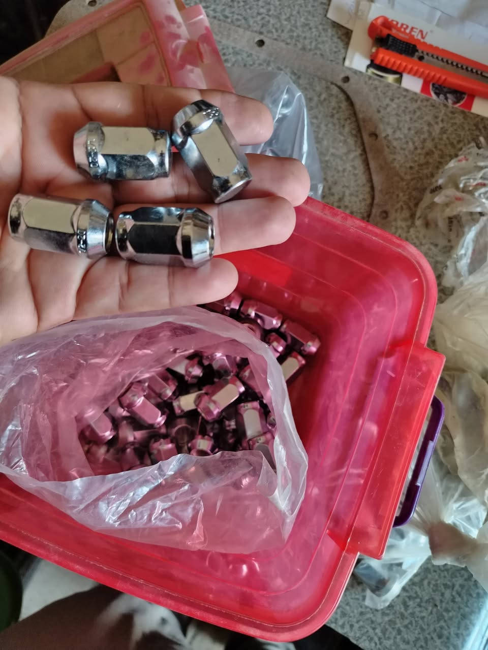 روس ارواط جيب 2000
طوبه خلفيه جيب 2000
بلكات اصليه جيب 2000
ستد ويل جيب كافه الموديلات
توصيل لجميع المحافظات ***********
