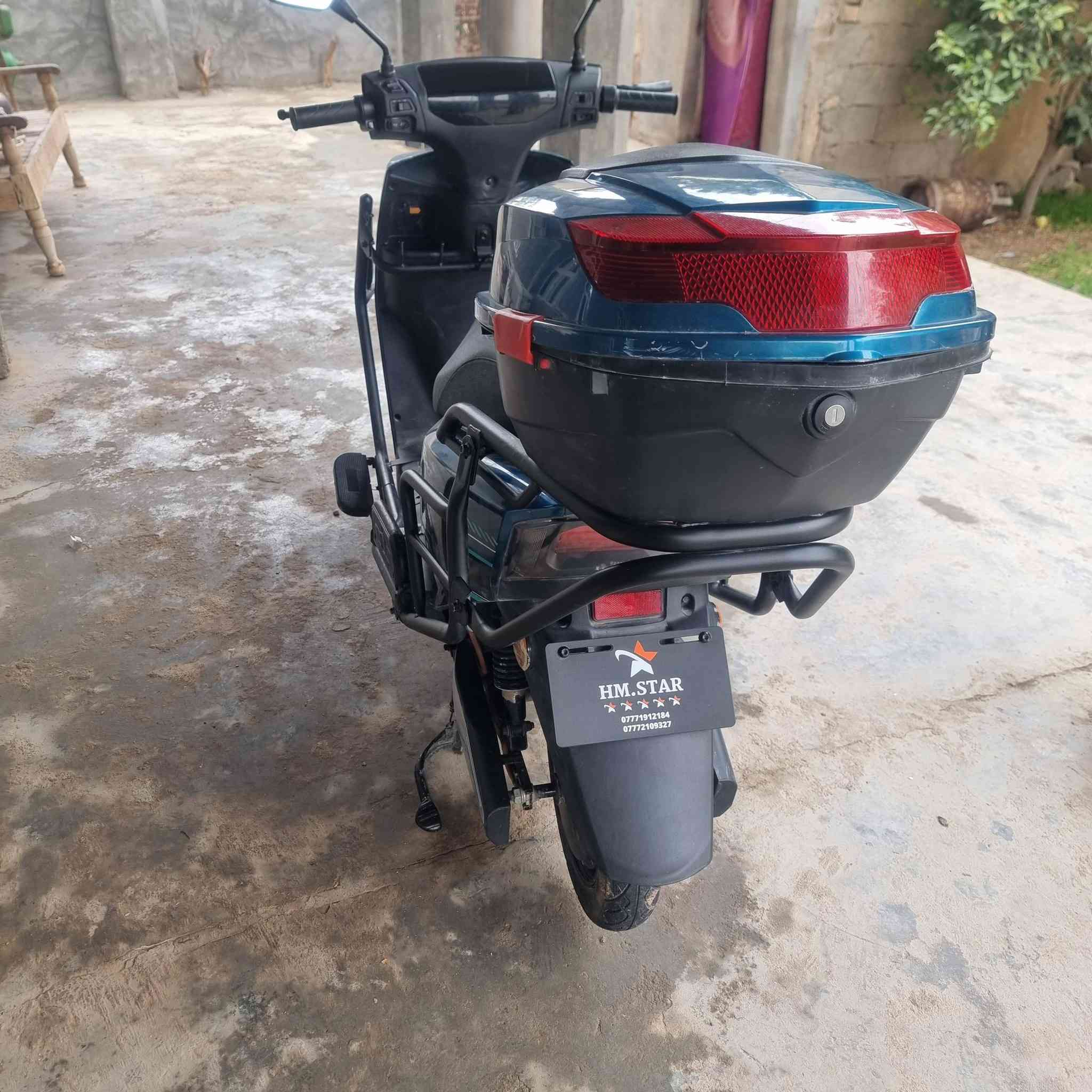 دراجه شحن للبيع ست بطاريات اخت الجديد مستخدم شهر السعر 800 اوبي مجال ***********
