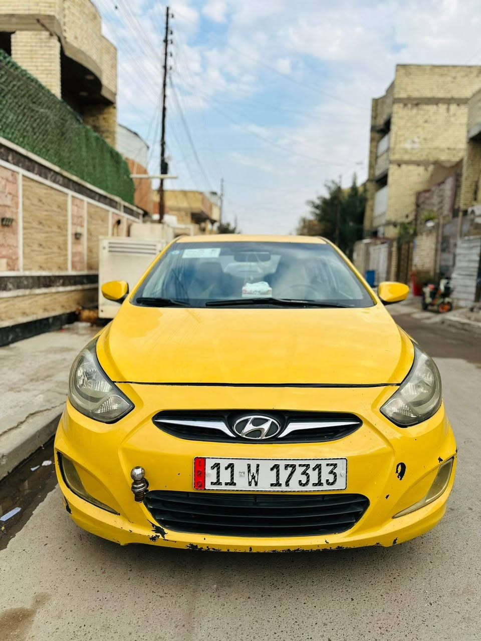 السلام عليكم ورحمة الله اكسنت 2013 وارد خليجي 1600 قطرتين المرغوب السياره جاهزه تخم تاير جديد تبريد ثلج السياره حلوه خير من الله سونارها موجود بل صور السعر ٨٣ وبيها مجال رقم الهاتف ***********
