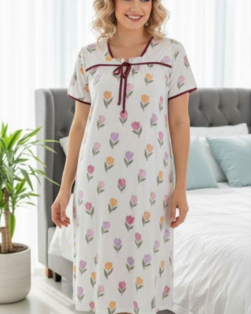 🌸 دللي نفسك بأجمل "شلحات" الصيف.. الأناقة والراحة في قطعة واحدة! 🌸
​لكل سيدة تبحث عن الانتعاش والجمال داخل البيت، وصلنا حديثاً كولكشن "الشلحات النسائية" الأنيقة. موديلات تجمع بين خفة الخامة وجمال الألوان، لتكوني دائماً متألقة بأبسط إطلالة.
​✨ مميزات التشكيلة:
​خامة قطنية 100%: قماش بارد جداً، يمتص الرطوبة ومثالي لأجواء الصيف في ديالى.
​موديلات متنوعة: نقشات (الخوخ، الفراولة، والتوليب) اللي تعطي شعور بالبهجة والحيوية.
​الراحة والترتيب: تصميم "الهدل" الواسع يوفر لكِ الراحة التامة في الحركة، مع لمسة الربطة الفرنسية على الصدر لإضافة مظهر أنثوي مرتب.
​ألوان صيفية بامتياز: متوفرة بألوان فاتحة وهادئة تريح العين وتناسب كل الأذواق.
​📍 العنوان: ديالى - جلولاء
​جمالك يبدأ من راحتك في البيت!
​🚚 خدمة التوصيل:
​متوفر لدينا توصيل منزلي سريع ومريح لكل مناطق جلولاء وعموم محافظة ديالى. اطلبي الآن وتوصلك القطعة وين ما كنتِ!
​💳 للحجز والطلب:
​أرسلي صورة الشلحة اللي تعجبك مع القياس المطلوب في رسالة خاصة، أو تواصلوا معنا عبر الواتساب:


**إذا كنت صاحب هذا الإعلان وتريد حذفه لأي سبب، رجاءا أرسل رسالة إلى الدعم الفني**