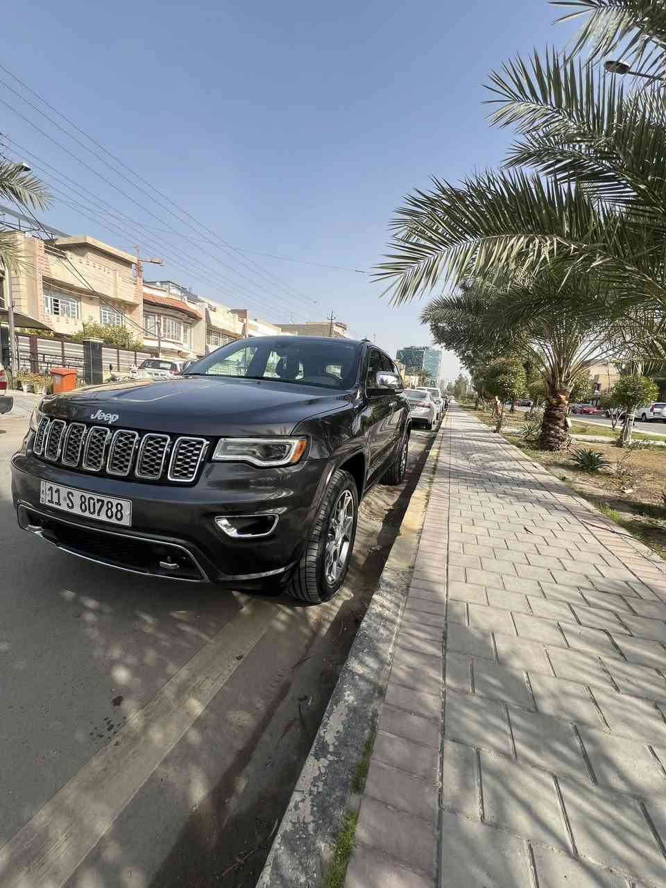 السلام عليكم
جيب اوفرلاند وارد امريكي 2021 للبيع رقم بغداد 
العداد 36  الف ميل فقط يعني بالكيلو ٥٧ الف 
محرك ٦ سلندر ٣٦٠٠ 
الموصفات
بانوراما 
بصمة 
تشغيل عن بعد 
فور ويل ماوس 
جكات تصعد وتنزل السيارة ٣ وضعيات
لايت led بلادي
كشنات جلد 
كشنات كهرباء وخزن ميموري
تدفئة وتبريد بالكشنات 
شاشة جبيرة ابل كار بلي وكامرة دوارة
رادارات جانبية نقاط عمياء
رادار خلفي وحساسات 
صندوق كهرباء
كروس سرعة
نظانم اوتو ستوب تطفأ بالازدحام للاقتصاد 
تخم تاير جديد
سيارة جاهزة من كلشي 
اعلى مواصفات بالاوفرلاند 

الضرر موضح بالصور فقط بنيد
بيها من امريكا كلير بالجاملغ الايمن وبابين جهة عكس السايق بدون ضرر فقط كلير 
بدون شاصي بدون لغد

محرك كير مكفول
مكاني بغداد حي العدل
*********** موجود واتساب
السعر ٢٤٨ ورقة وبي مجال للشراي
