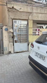 @للايجار شقة طابق اول السيدية شارع الامن للاستفسار بعد الساعة ٤  07801...