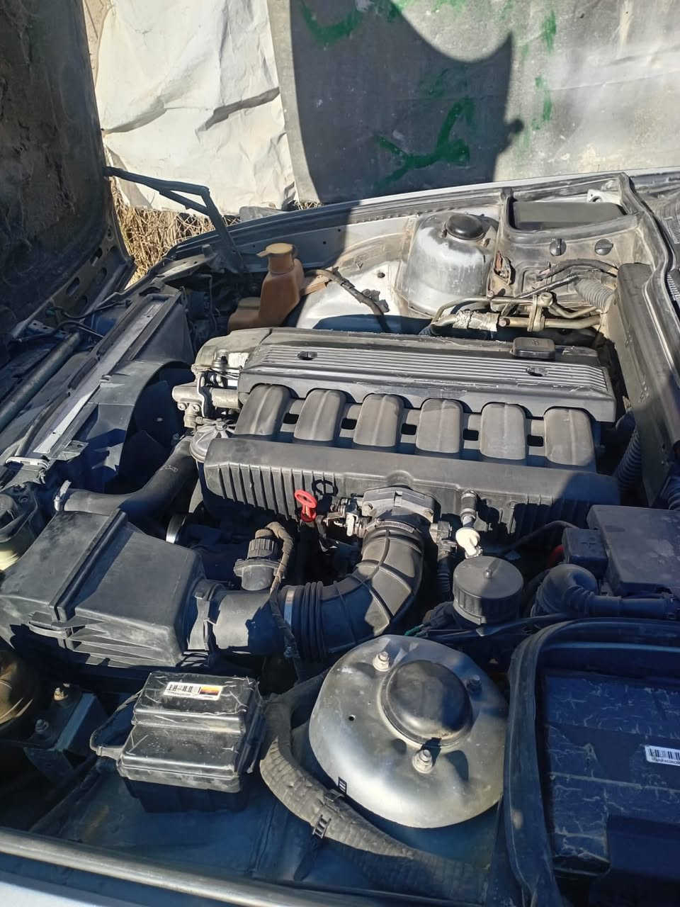 Bmw
السلام عليكم شباب BMWللبيع وارد يابان فول مواصفات محرك كير حداديه كلها بشرط بدون ضربه داخل اسود جلد  كلش جديد ترايها بعد احله /رقم مميز /***********/مكاني ابو غريب النصر وسلام
