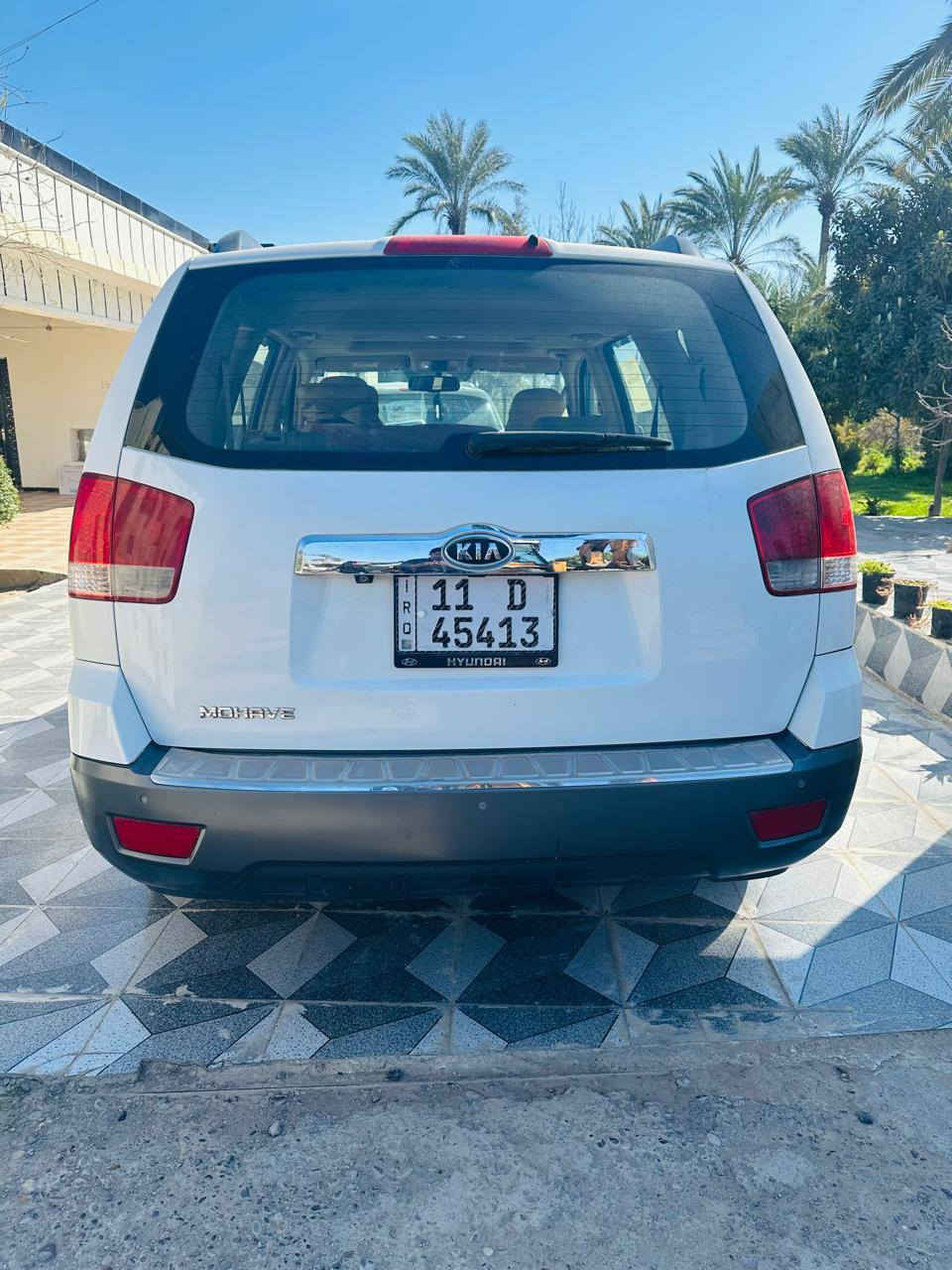 السلام عليكم للبيع موهافي موديل 11رقم بغداد دولي بسمي فول مواصفات كشنات تدفئه وتبريد بصمه ابواب مري شفط كشنات كهربائيات2اماميه حساس خلفي كامره تحكم بالستيرن 3قطع تبريد مركزي 7راكب كير ومكينه مامفتوحه لاتنقيص ولاتبخير ولاراجز تخم تاير جديد السياره بيه صبغ شبرين او اقل بدون ضربه وتبديل ودواخل.. السعر 140وبيه مجال قليل... 
 مكان صلاح الدين... بلد... الاستفسار اتصال

 *********** ✅
