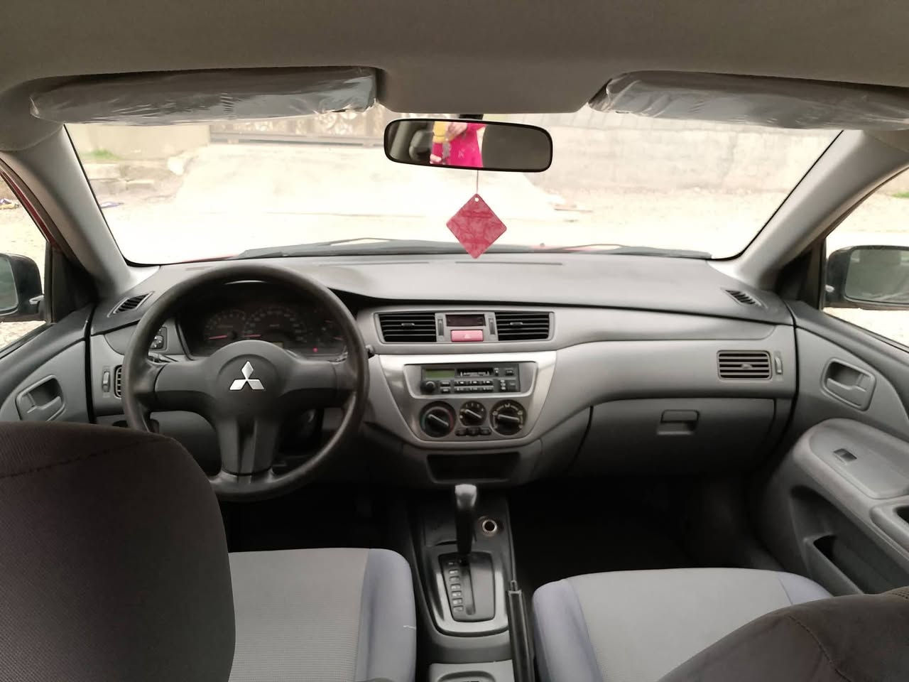 السلام عليكم لانسر خليجي موديل 2008 استيراد خاص سيارة كلين من الدعامية للدعامية كفالة  عامة تبريد تدفئة كلة يشتغل خمس تاير جديد مكينة قبغ اسود مكينة وكير مكفولات سيارة مال جناي وكالة عامة بأسمي شرط التحويل عارضه 90 وبيهة مجال للشراي وكلشي اكو بالسلوك مكاني ديالى المقدادية ***********
