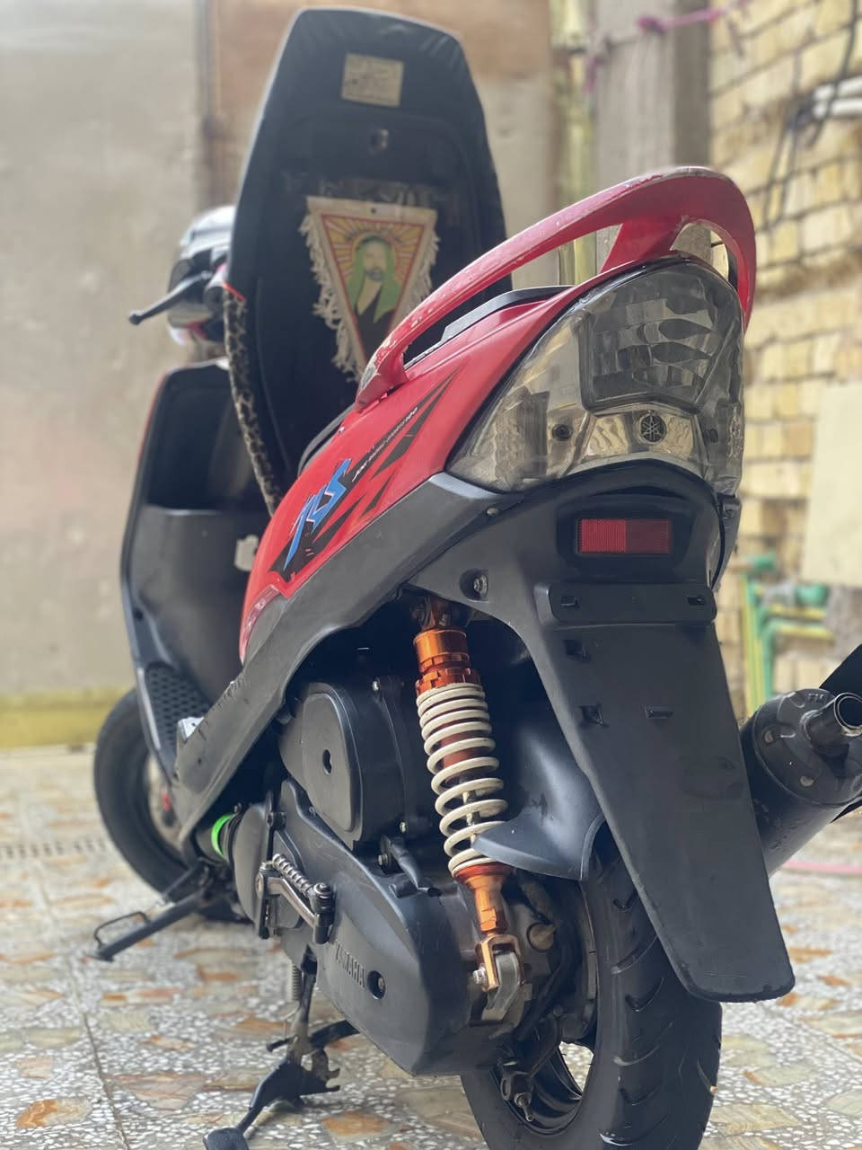 سلام عليكم دراجه ماكس عدل للبيع دراجه بلاديه ختم واحد ويه المكينه دراجه خير من الله وين ما تريد شغل وطلع مكينه مكفوله لا تنقيص لا تبخير دراجه نقص مالته بس سلف ولله متعاجز اسوي باقي دراجه مكفول *********** مكاني العبيدي شارع عشرين  رأسه سعر 650 وبيه مجال بصيط
