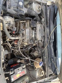 كولف 92  سياره حلوه تخبل صدر امامي خلفي كله جديد كير محرك مكفول الكشر ...