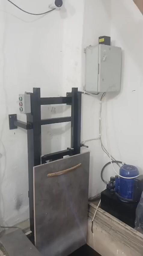 عمل مصاعد هيدروليكية
حموله من نص طن إلى طن ونص حسب المواصفات 
الاستفسار اتصل على الارقم***********,و ***********
