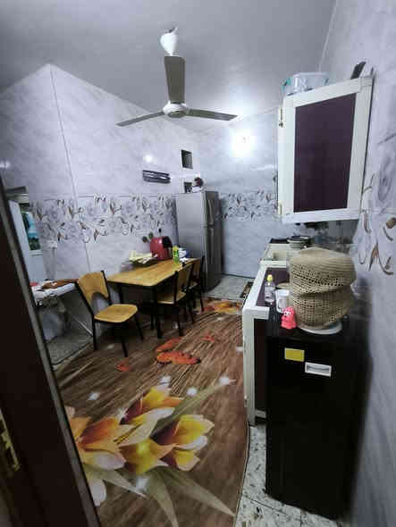 بيت تجاوز للبيع 100متر طابق واحد بدون بيتونه صب مسلح والارضيه رفت مو بتلو
يحتوي على غرفه ومطبخ واستقبال وحمام وتواليت داخلي وترك 
وتواليت خارجي 
شارع النواب مقابل رائد الواسطي نهايه الفرع 
او قريب على حسينيه الامام المهدي 
مدارس قريبه عليه  

،سعره 50وبيه مجال بسيط 
***********واتساب
***********واتساب
