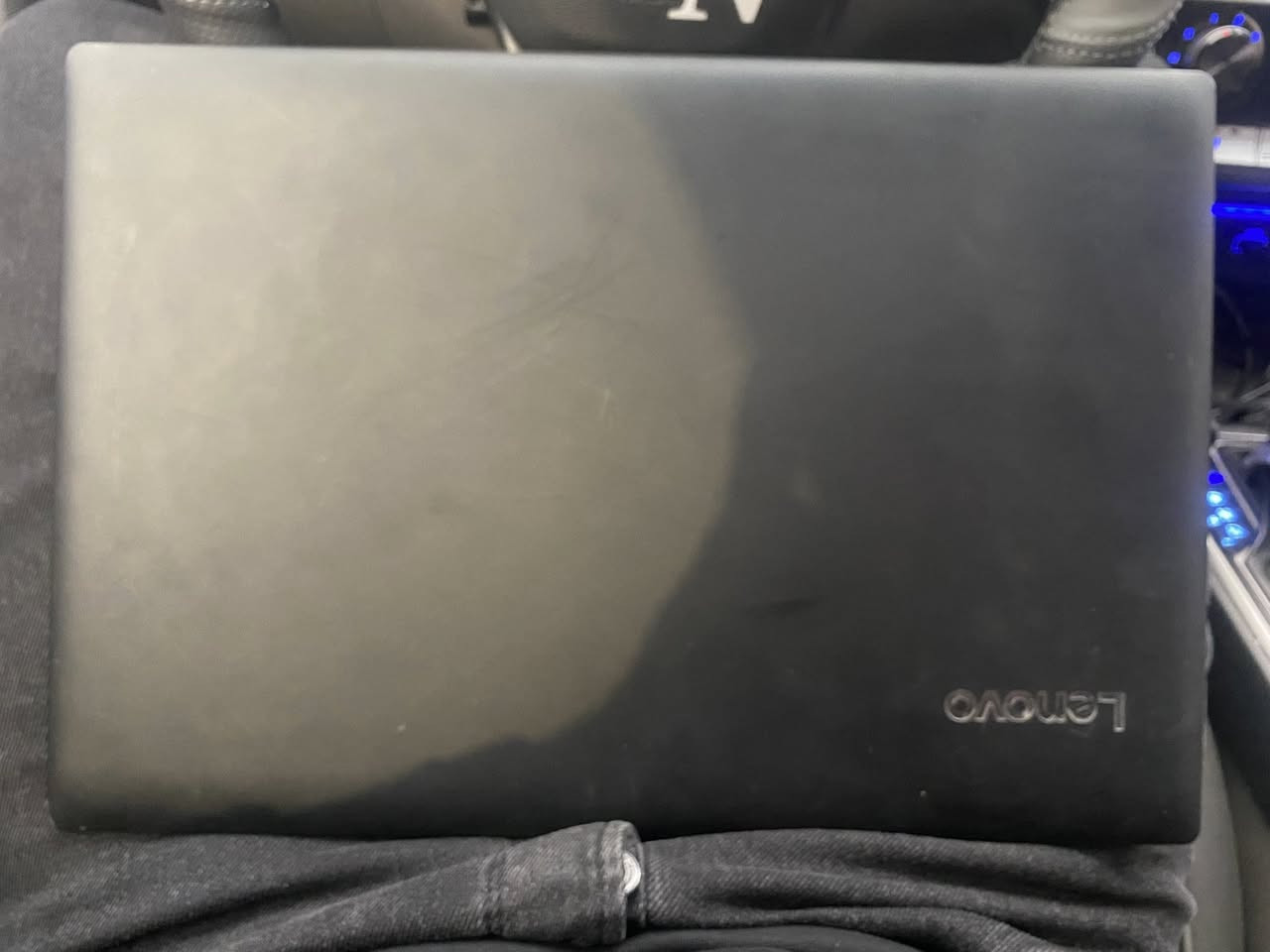 سلام عليكم لابتوب للبيع نضافه 100/100موصفات مذكوره بل صور
موصفات عاليه سعر 400 بيها مجال رقمي للتواصل
***********
