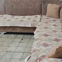 ديوان حرف L للبيع السعر 150 وبي مجال بسيط 07510086435