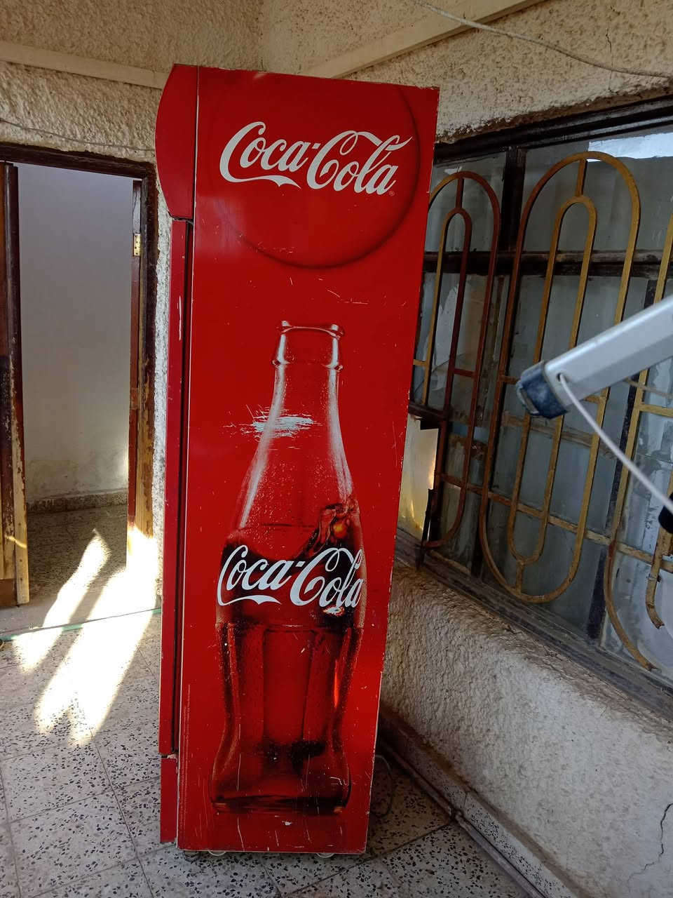 غراض للبيع
براد شغال
سنكي كامل
وبراميل ثنين
***********
