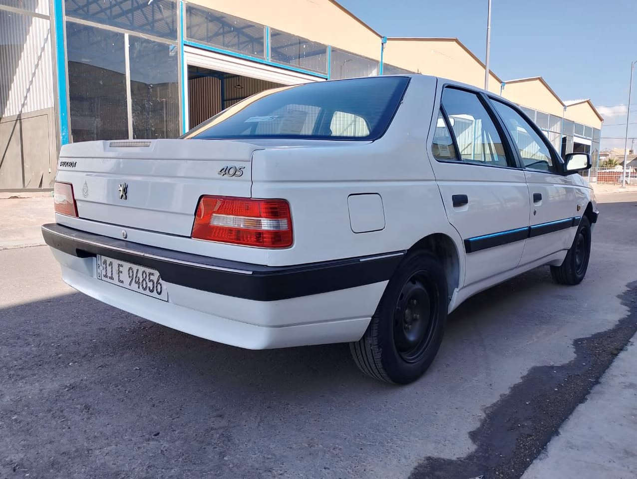 السلام عليكم للبيع بيجو لميس 2013 كير ومكينه بلاديات السياره لا ضربه ولا صبغ ولا تبدين باسمي ابيع شرط التحويل المكان بغداد حي القاهره السعر 45 وبيها مجال ماشيه 161

‭0770 023 4375‬
مكلف بلنشر
