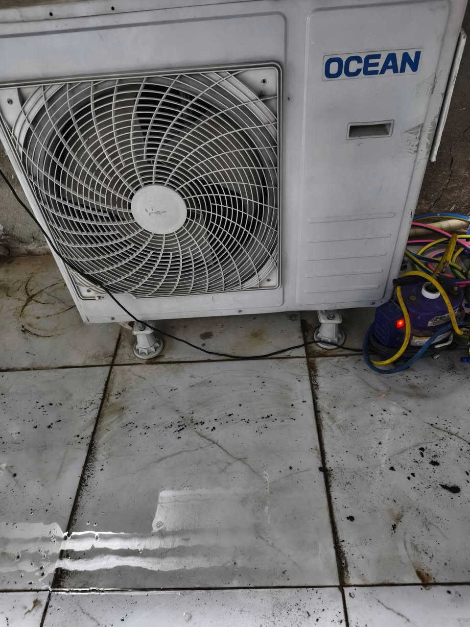 السلام عاليكم تنصيب سبالت☃️ بنواعة 50فتح وشد 60 شحن🔧 غاز 40 R22❄ شحن غاز 410R❄ فحص 15🔧 غسل وتفصيخ 30 وصيانه🚗 الاستفسار اتصال او🛻 واتساب او مراسلة الصفحة *********** 🛠➡️
