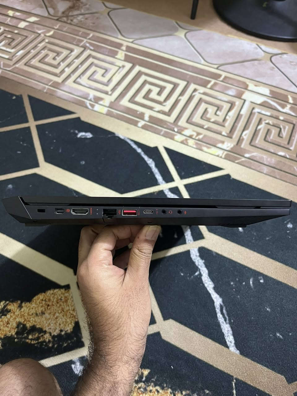 Hp omen للبيع
المواصفات
Cori 7  جيل سابع
كرت شاشه GTX 1050TI 4GB
رام 16GB
هارد 500GB SSD
كيبورت ضوئي احمر 
بطاريه ممتازه اطول ساعتين
شاحنه اصليه مالته 150 واط
نضافه 99% 
للبيع بسعر 600 الف مكان نجف


**إذا كنت صاحب هذا الإعلان وتريد حذفه لأي سبب، رجاءا أرسل رسالة إلى الدعم الفني**