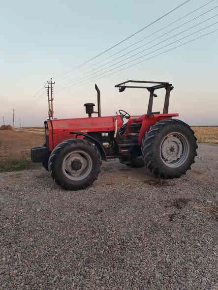 السلام عليكم تنكتر للبيع موديل 2013 سته سرندر  كلو وضع شركه شرط الوكاله والتحويل للأستفسار علئ هاذه الرقم ***********
