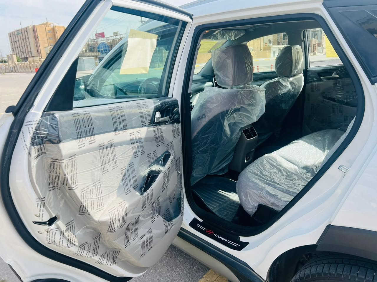 توسان فول عدا اافتحه موديل 21  وارد امريكي صورة الحادثه موجوده بالمنشور  رقم كربلاء محول إنكليزي  مكانه هم كربلاء سعر ب180 وبيه مجال  للشراي تواصل ع هذا رقم ‭0773 225 3604‬ او خاص
