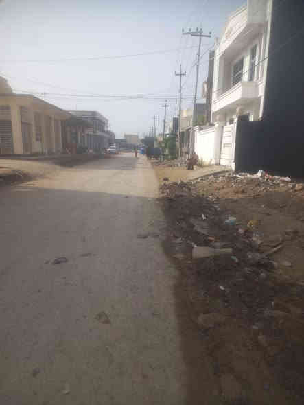 السلام عليكم 
قطعة أرض ركن تجارية
 ١١٥م مربع للبيع طابو ملك
 صرف زراعي ٢٥مجاور الفرن
 مال دور الزراعة الثالثة
 الوجه ١٠م او ربع النزال ١١م
 للستفسار السعر مناسب
    ***********
