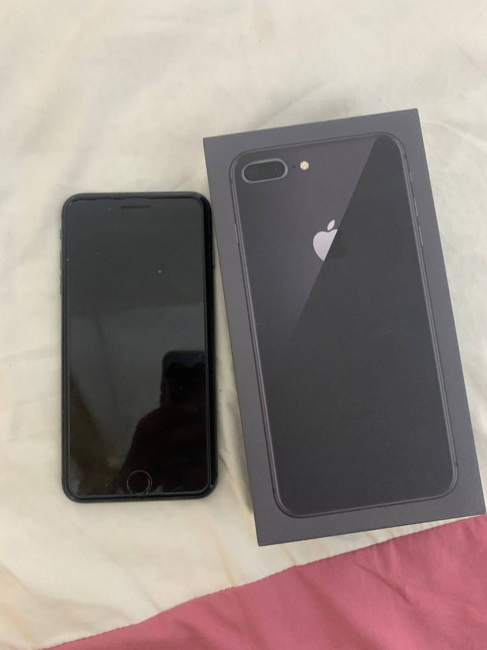 IPHONE 8 plus
ايفون ٨ بلاس مستخدم
نضافة ١٠٠٪
فقط مبدل بطاريه اصليه
مكفول من كلشي ما عدا البطاريه مبدله
جهاز لا باله ولا اوربي اصلي مال شركه
سعر الجهاز ١٧٥ وبي مجال قليل

الاتصال على الارقام التاليه
***********///***********
