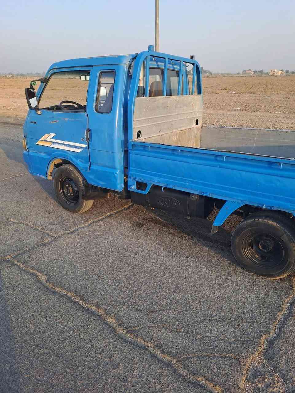 كيه 93 واسط محرك وكير وشاصي وكسن مكفول رقم الشاصي واظح تحويل مباشر كهربايات صدر تخم تاير جديد لا صرف ولا بخار معروظه 40 وبيه مجال ***********
