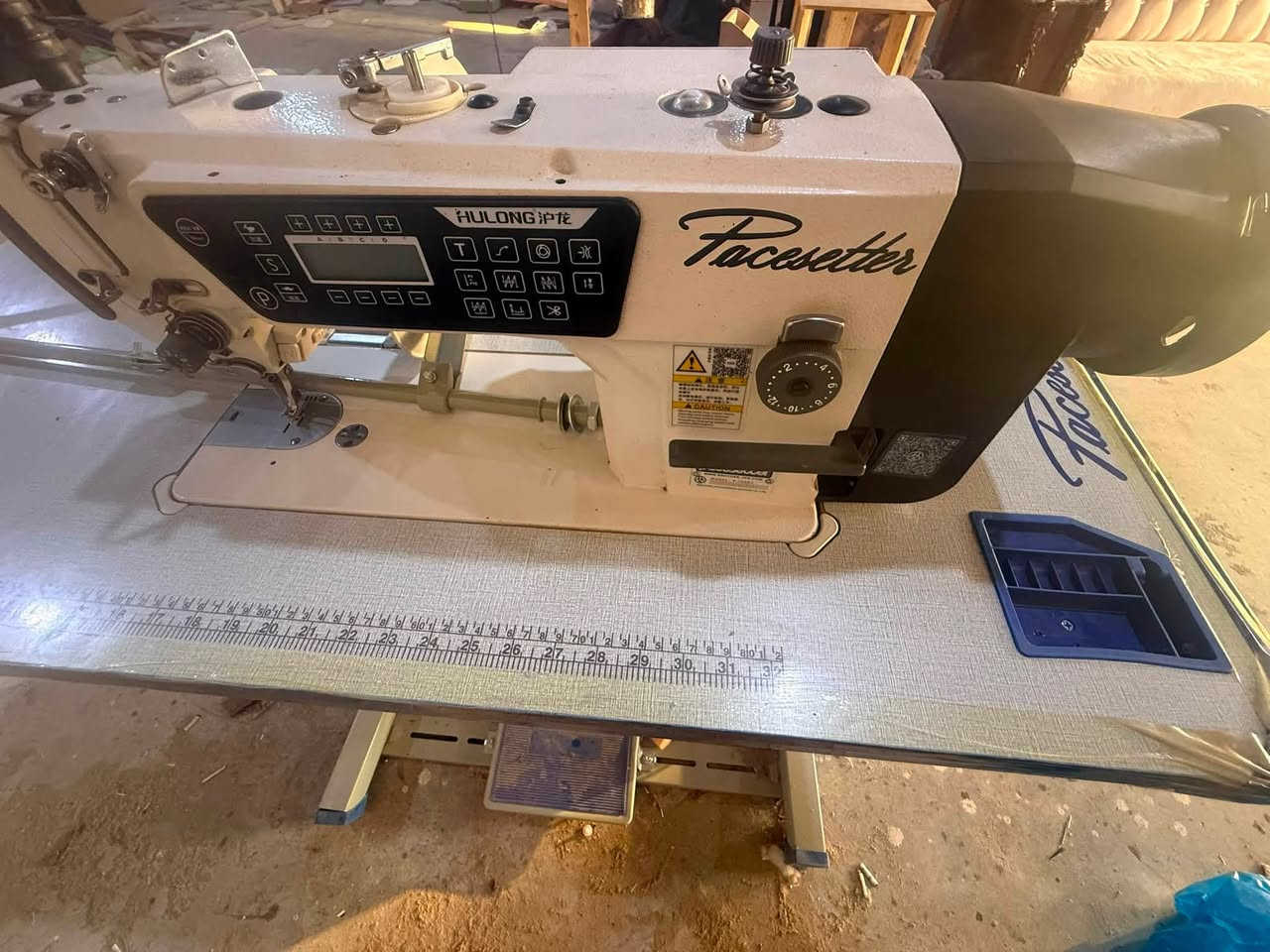 مكينه خياطه باسستر الاصلي  ابره 28 نفذه 12 تخيط خشن وناعم فول مواصفات قطع ذاتي وتحكم 3 نقشات وتحكم بالسرعه والابره
المكينه جديده غير مستخدمه مع كل ملحقاتها
المكان/ النجف الاشرف/
***********
