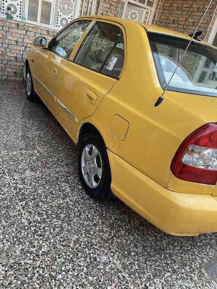 السلام عليكم ورحمة الله وبركاته// هونداي فيرنا موديل 2014 سياره جديده ومابيها اي نقص تبريد تخم تاير صدر خلفي وامامي مكينه وكير كفاله ارضيه جلد كاعيات سفاري كشنات لايلون حراري سياره ما معيوده وسونار وياها مرفق بل صور رقم بغداد جديده سنويه وهزه وارقام جدد مكملهن قبل سبوعين مصفره هيئه وغرامات العنوان بغداد تقاطع النهروان رقم هاتف *********** السعر 75
