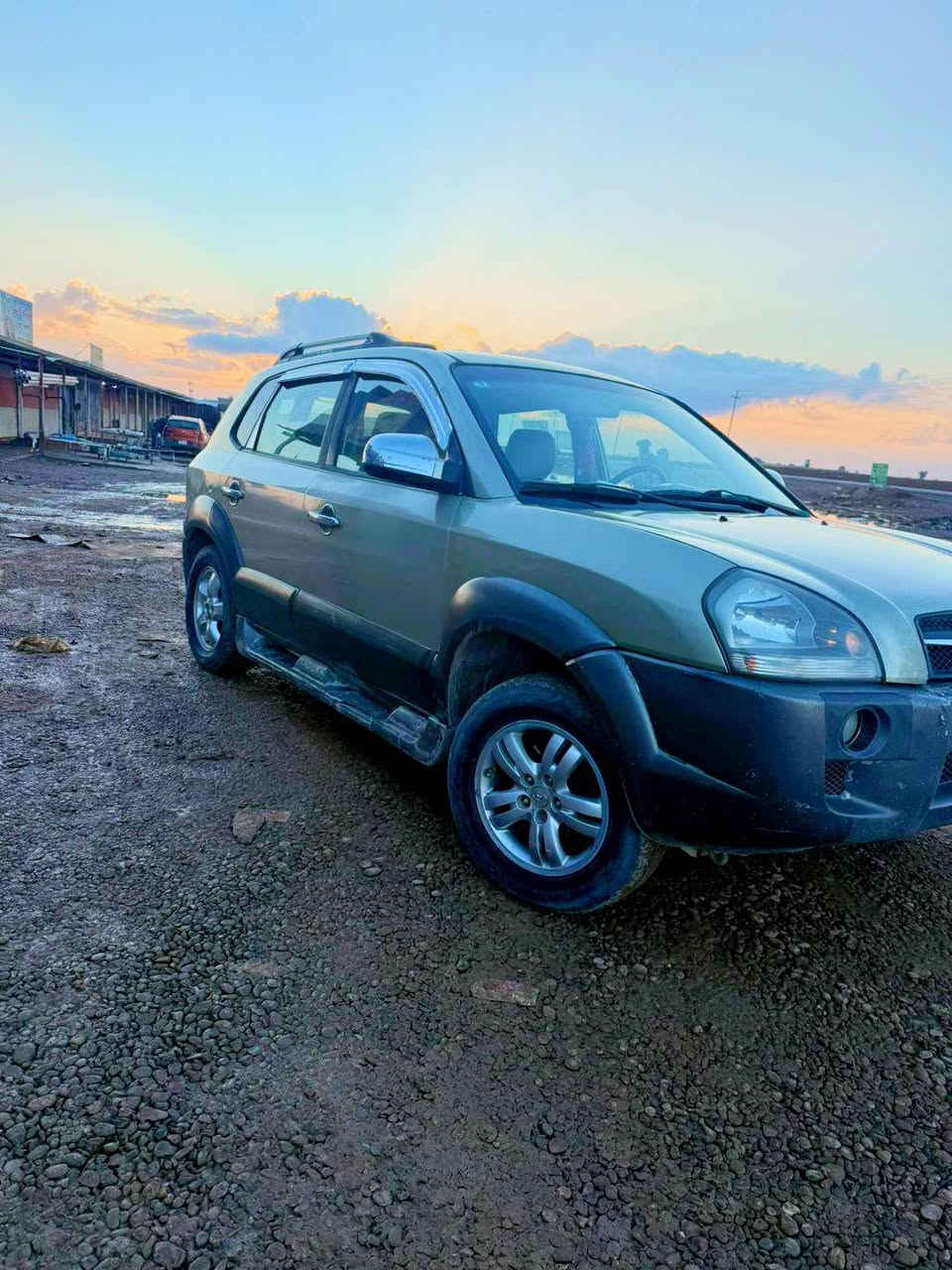 سلام عليكم توسان2008 رقم بغداددولي فول مواصفات مكينه2700 كير ومحرك 6سلندرحداديه كفاله تخم تاير 
 جديد مال جناي جاهزه الاخير تبريد شغال بيها3قطع بدون داخل
شاشه كبيره كامره خلفيه 
مثبت سرعه 
  السياره كلش جديده 
العنوان صلاح الدين بيجي 
رقم الهاتف‭0787 699 4828‬
السعر95وبيها مجال 
الاتصال***********
