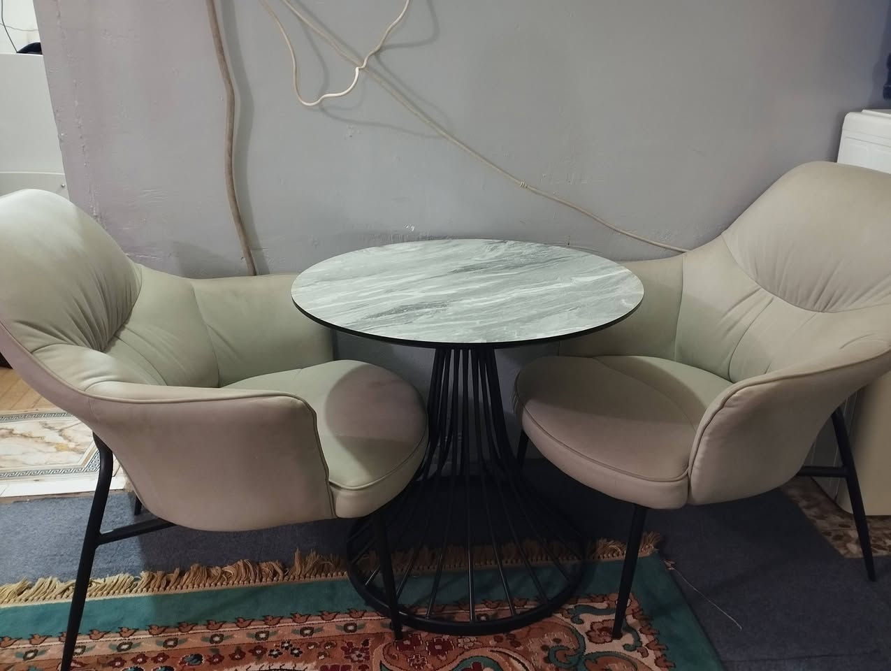 السلام عليكم ميز طعام مع 2 كراسي للبيع السعر خاص


**إذا كنت صاحب هذا الإعلان وتريد حذفه لأي سبب، رجاءا أرسل رسالة إلى الدعم الفني**