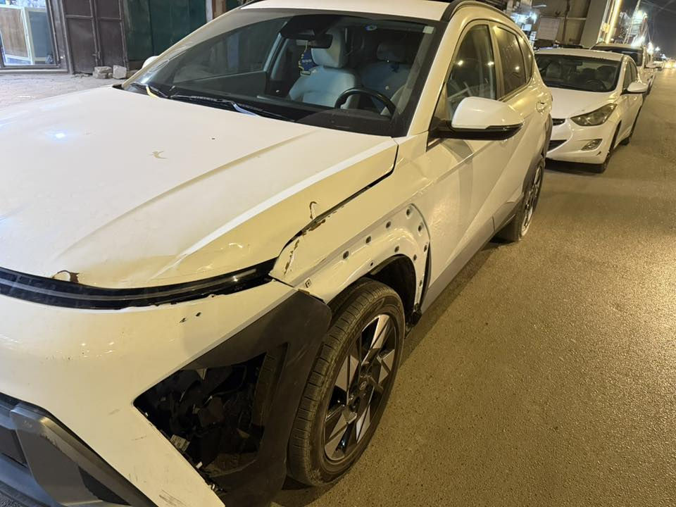 السلام عليكم
كونا موديل ٢٠٢٤دخول جديد
على حادثها رقم فص موقت
موصفاتها 
تحكم جهتين
تبريد قطعتين
رادار امامي خلفي 
كشن السايق كهرباء 
تبريد بيانو
شاشه متصله
كاربلاي 
نقطه عمياء 
تحديد مسار
اشاير بل مري
هنا الموصفات المعروفه
عارضها ب١٦٠ وبيها مجال
***********
