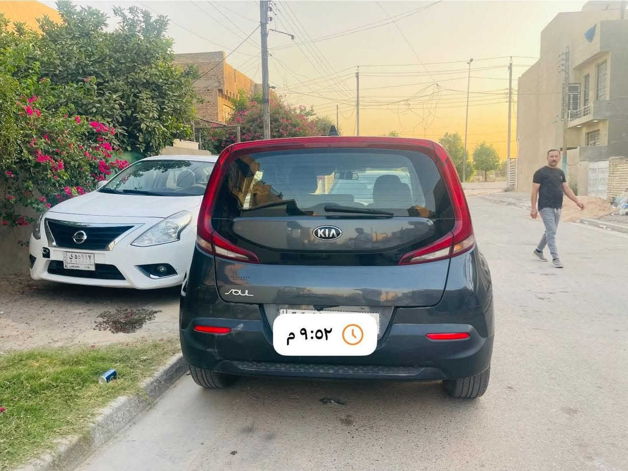 كيا صول 21
حادث امامي بدون شاصي
مبدل نفس اللون بنيد وجاملغ امامي 
رقم بغداد سنوية باسمي 
سيارة ماشية 78 m
سيارة جاهزة صدر تبريد 
محرك 2000 دوش 
رايدها ب120
***********
